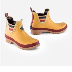 PENDLETON WOMEN'S CHELSEA RAIN BOOTS